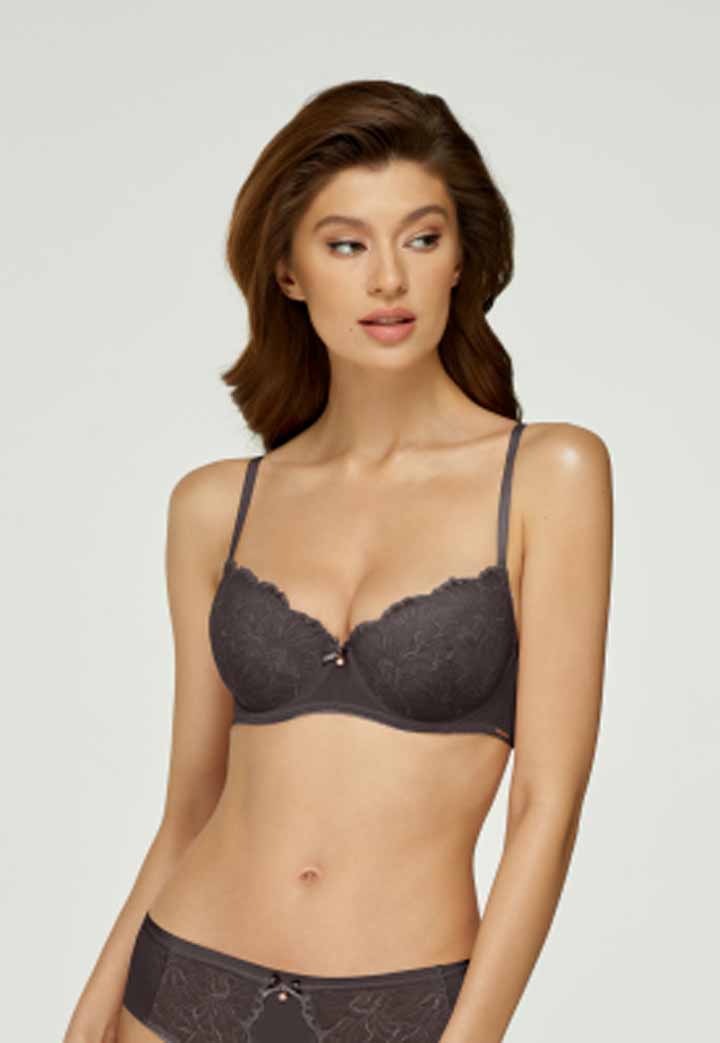 W21-0515-RGM-LY_03_Catalogue